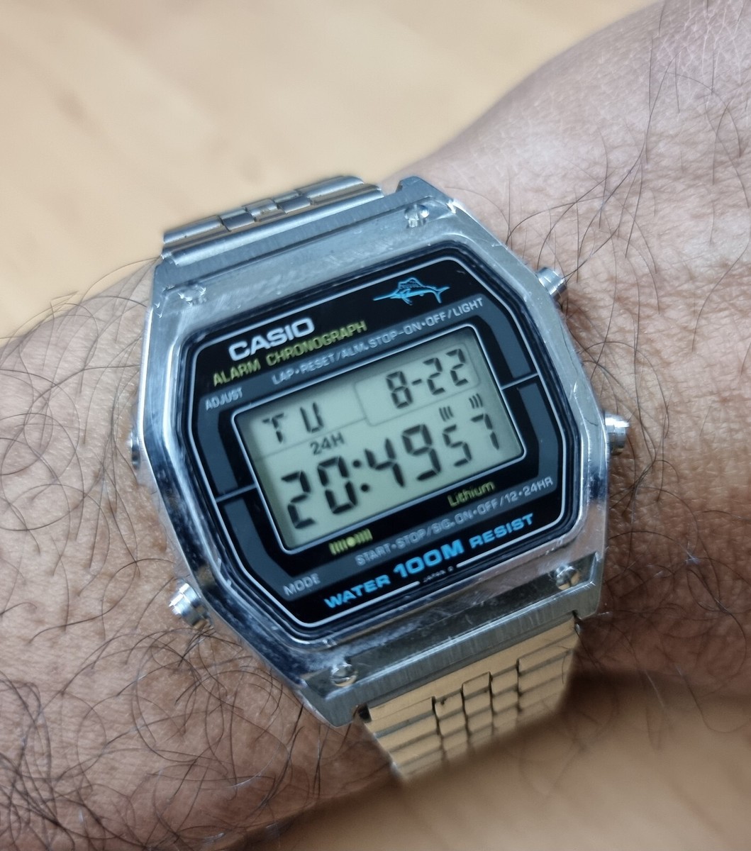 Vintage Casio Marlin W-450 Mod. 248 Digital 100 M Original Japan Men's Watch