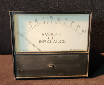 API Instrument Co. N5-3602-0000 Amount of Unbalance Meter Model 7045