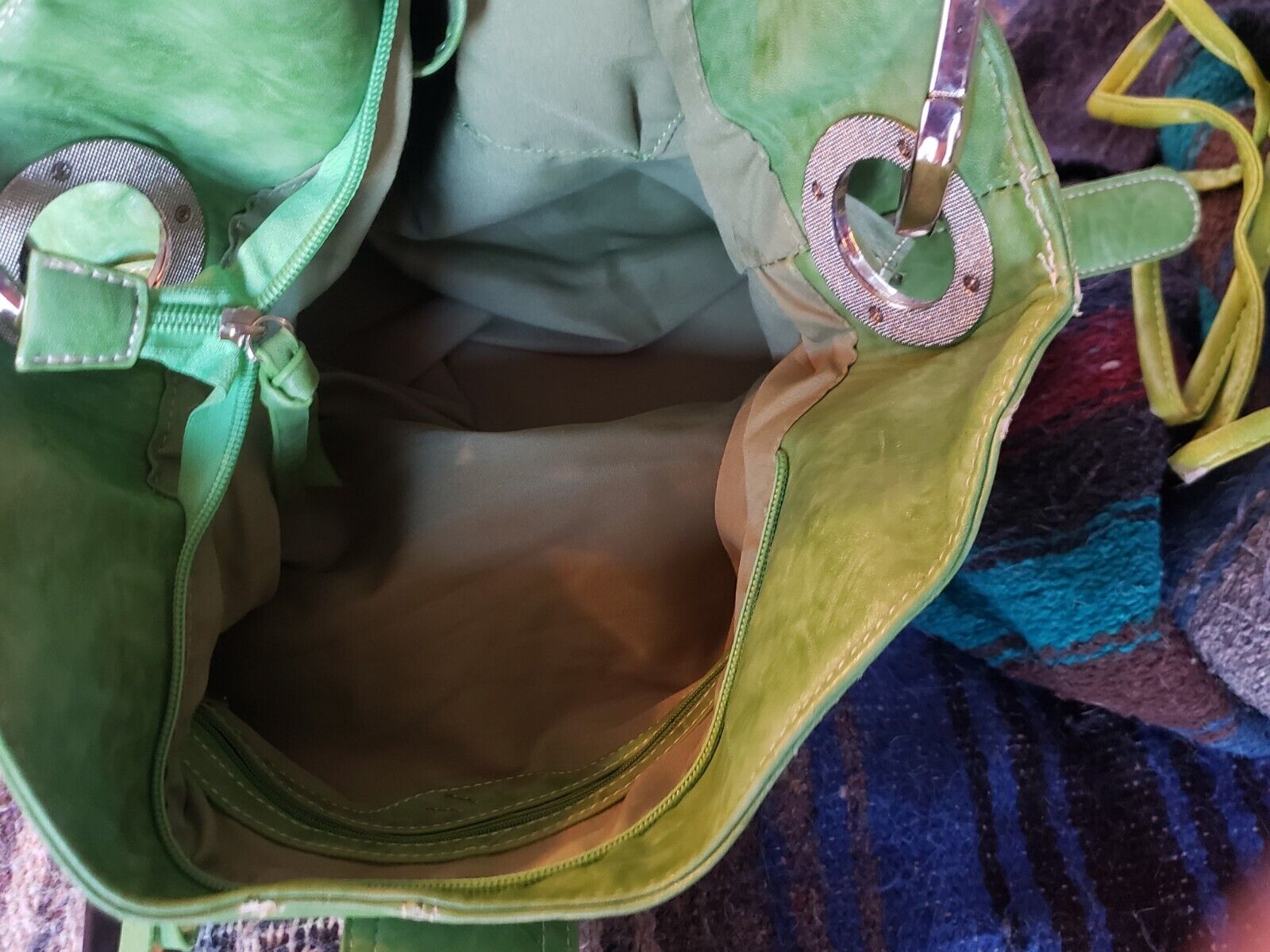 Real Leather Green Purse - image 10