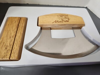 Alaskan Ulu Knife With Display Stand Exotic Wood Handle/wolf on handle
