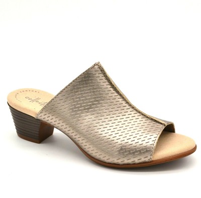 clarks valerie sandal