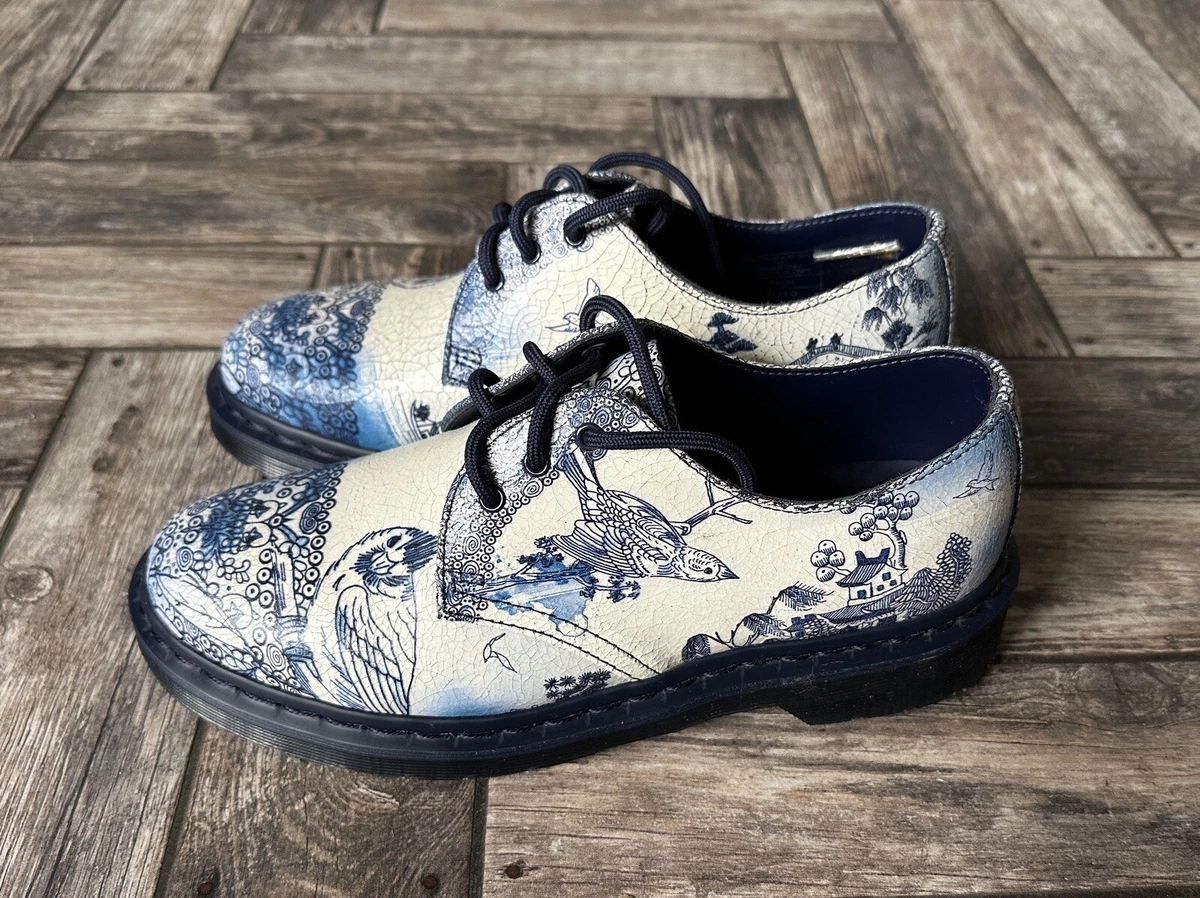 Blue willow doc best sale martens