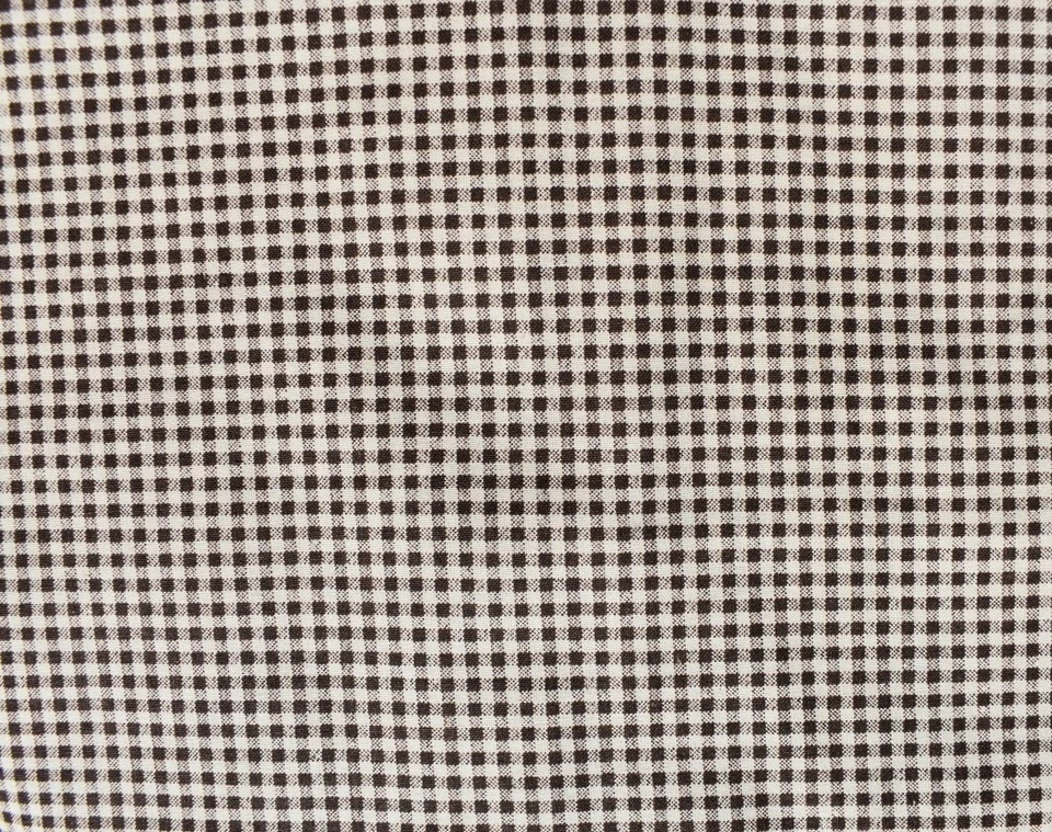 TELA 100% ALGODÓN CUADROS MARRÓN Y CREMA 1/8 PULGADA POR YARDA Foto 2 de 2