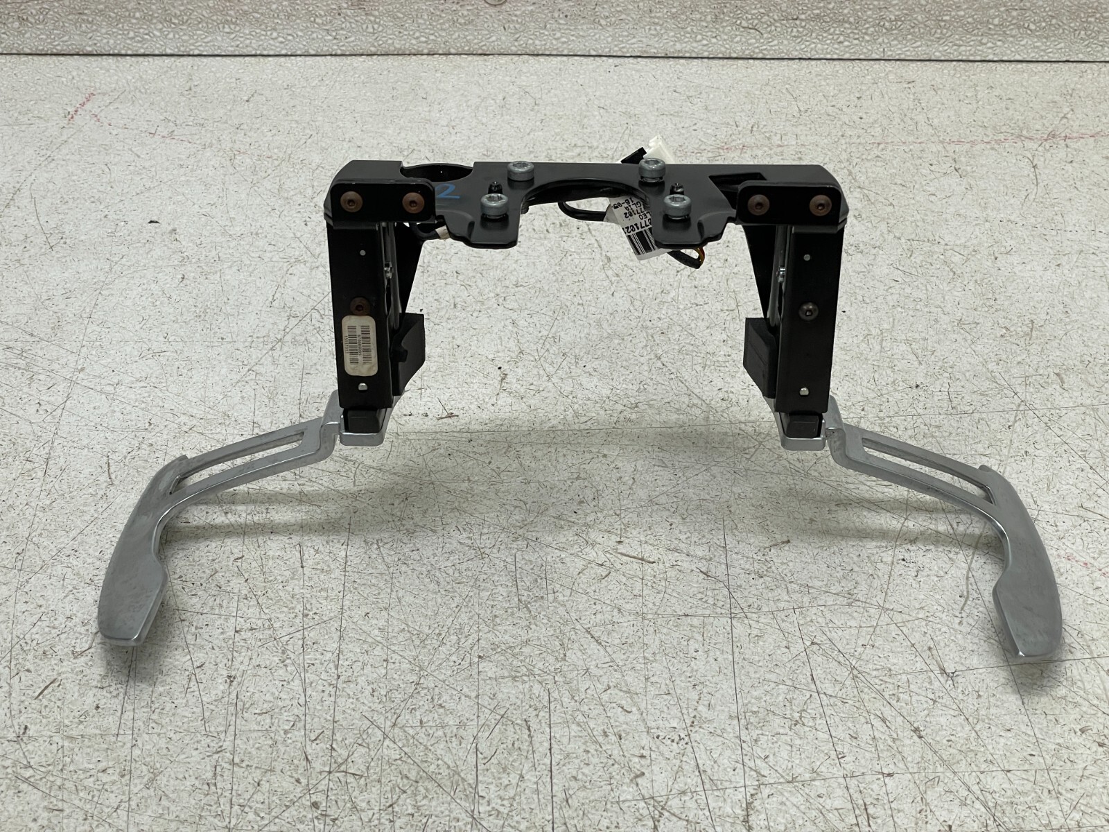 2017 2018 Maserati Levante Steering Wheel Paddle Shifters Gear Selector 1442 OEM