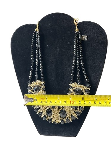 NUEVO CON ETIQUETAS 2Chic Collar Babero Cadena Dorada Cuentas Negras Gruesas Medidas En Foto - Imagen 2 de 6