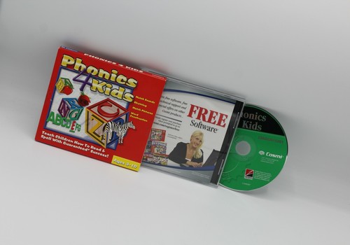 Vintage Phonics 4 For Kids Children Cosmic PC Software Windows 98/2000/XP CD-ROM - Picture 1 of 10