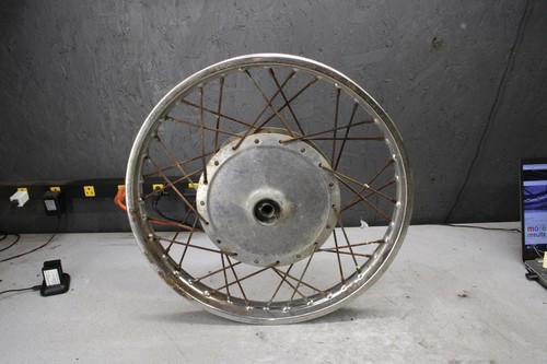 1974 Yamaha RD250 FRONT WHEEL 0073.KZ - Picture 8 of 11