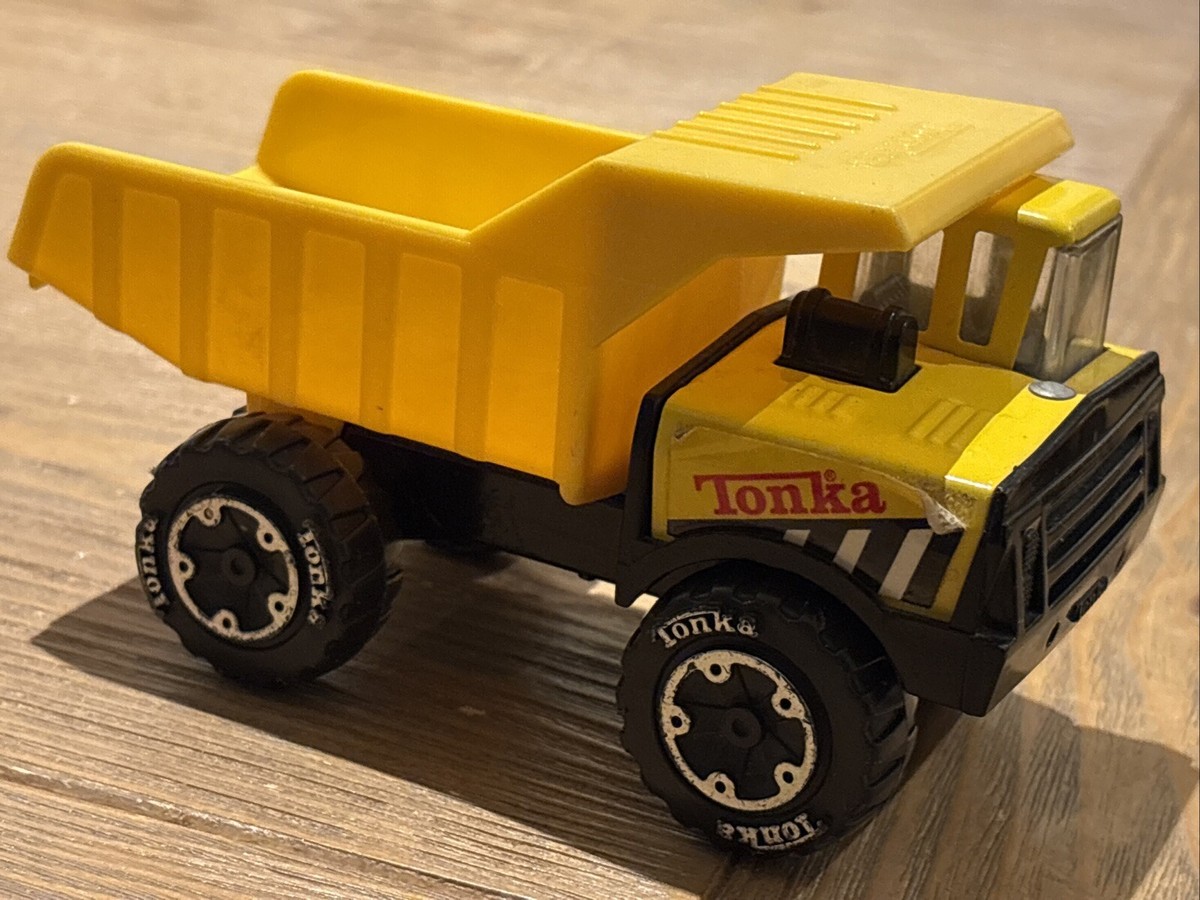 1980s Tonka Tipper Dump Truck Yellow Pressed Steel Plastic Mexico VGC
