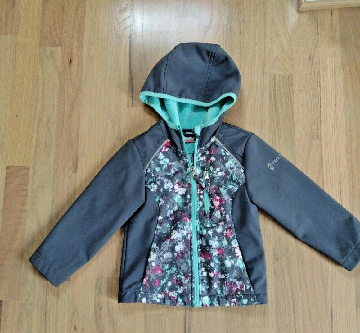 Free country hooded clearance soft shell jacket