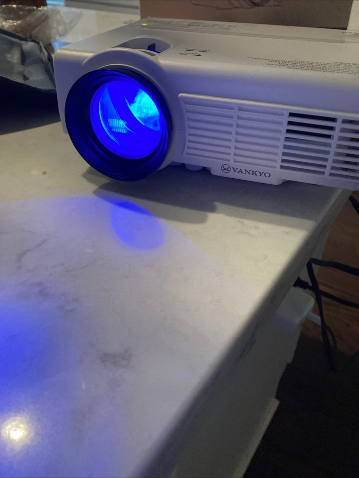 VANKYO Leisure 3 Mini 1080P Projector Video Movie Home Theater Cinema HDMI USB - Image 2 of 4