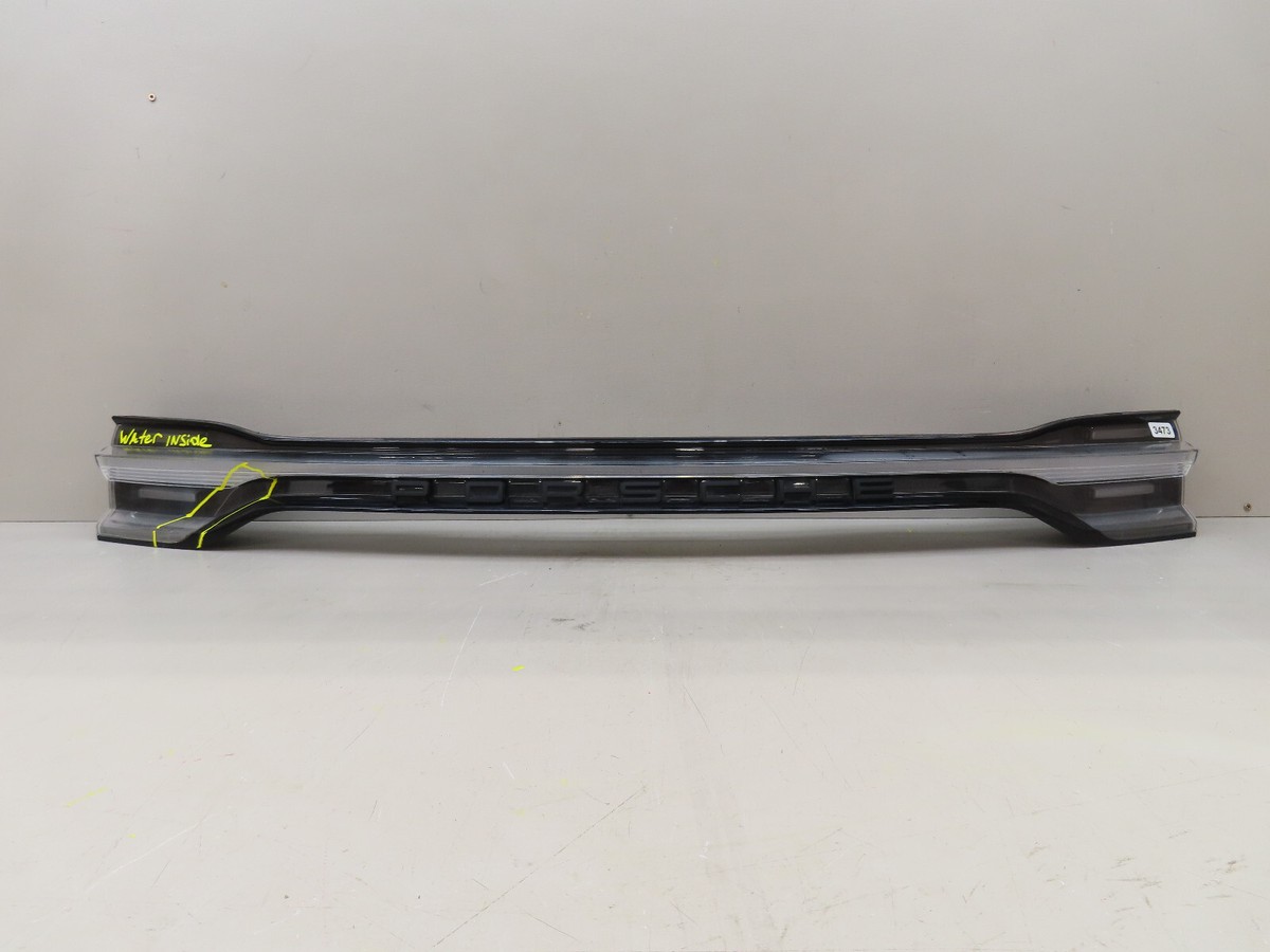 2019 2020 2021 PORSCHE MACAN GTS REAR TRUNK BRAKE LIGHT OEM