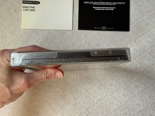 Resident Evil 2 PS1 - UK PAL EN MUY BUENA CONDICIÓN CIB con Manual - Tarjeta Reg - Discos Naturales - Imagen 9 de 16