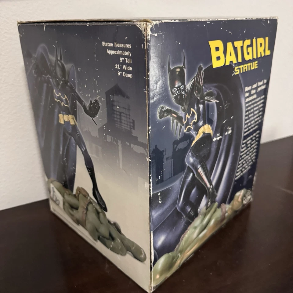 Estatua DC Direct Batgirl 1206/1270 - Porcelana Edición Limitada Foto 3 de 4