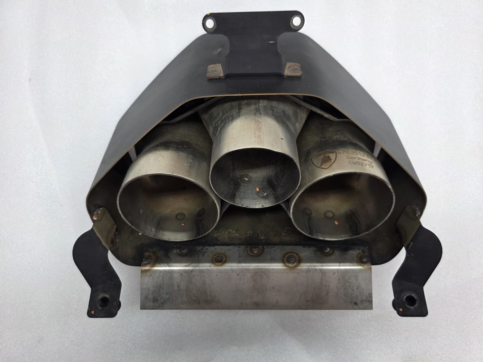 LAMBORGHINI AVENTADOR LP740 S EXHAUST TAIL PIPE TIP OEM 470251237A