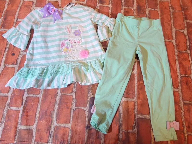 Rare Editions Girls Easter Set 24 Months Bunny Stripes Bow