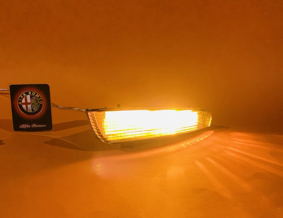 Frecce Anteriori SX /DX Alfa Romeo Gt Coupe TRUST 461207486DX 461307486SX - Immagine 4 di 4