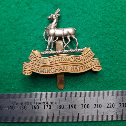 WW1 Royal Warwickshire 2nd Birmingham Battalion Cap Badge