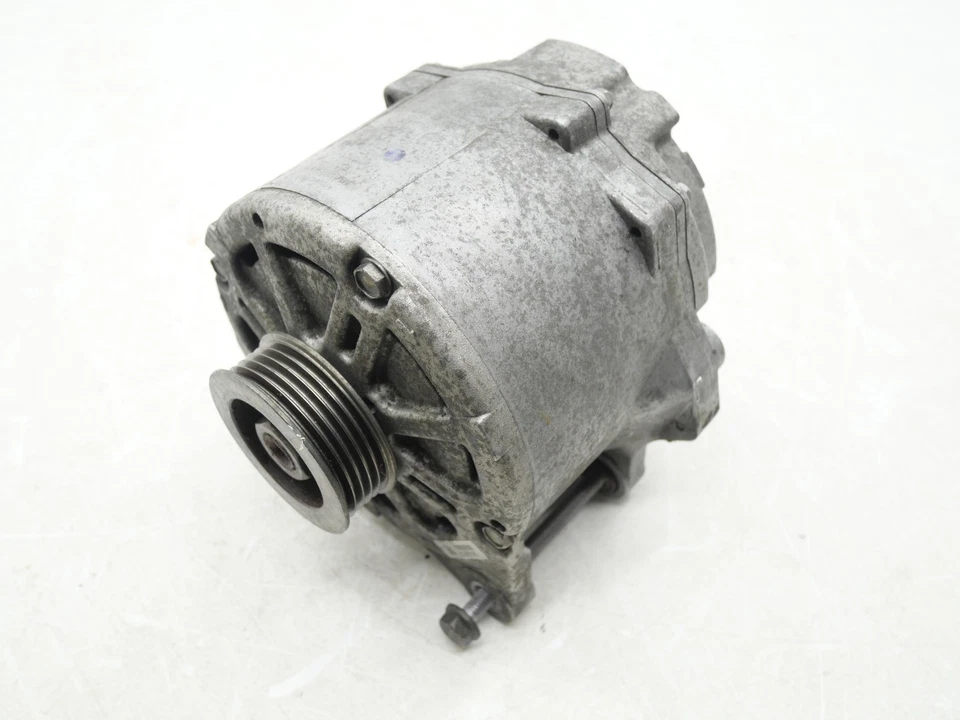 Generador alternador refrigerado por agua líquido usado 190 amperios 2014-2015 Audi RS7 C7 OEM Foto 3 de 4