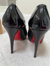 louboutin Rolando black patent heels size 39