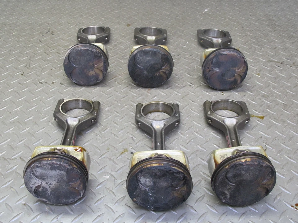 06-08 BMW E86 E85 Z4 N52 3.0L JUEGO DE 6 PISTONES MOTOR CON BIELA 68K OEM Foto 3 de 4