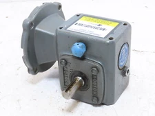 Boston Gear F710-5-B4-J 700 SERIES SPEED REDUCER Boston Gear Box 42CZ-Flange 5:1