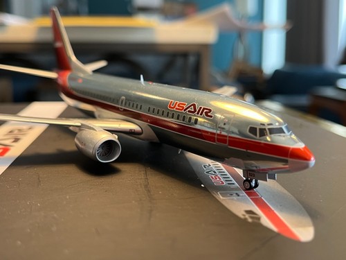 Gemini Jets 1:200 US Air Boeing 737-400 N523AU Polished Metal G2USA429 - Picture 4 of 15