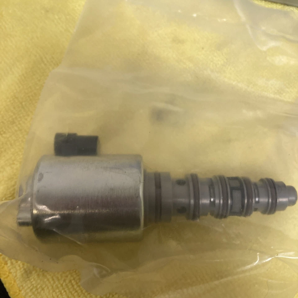 2004 05 07 08 09 10 Ford Powerstroke 6.0 Vogt Solenoid - Image 2 of 4