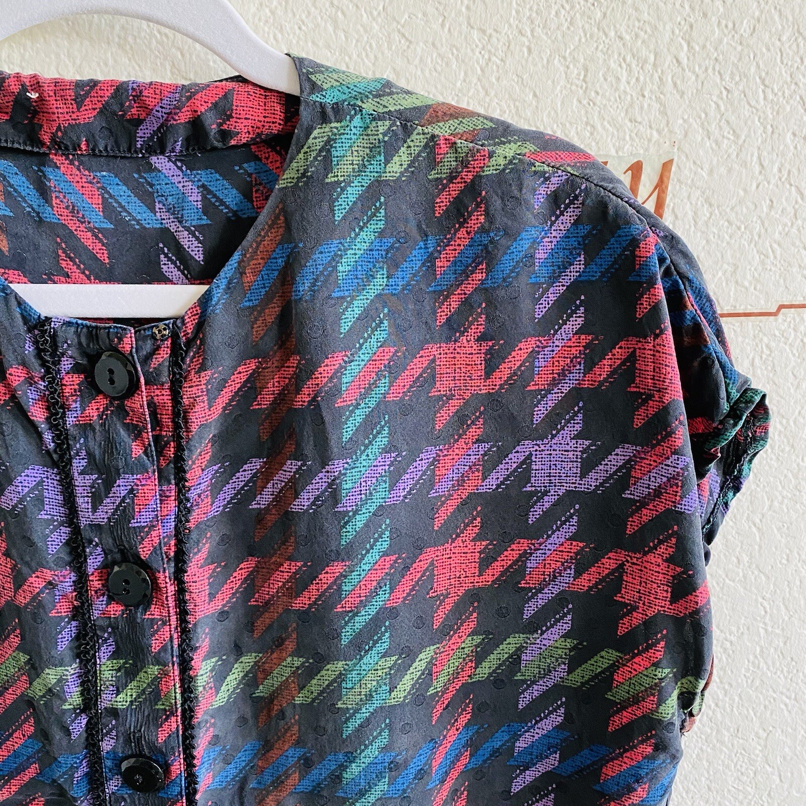 Multi Color Houndstooth Button Up Round Neck Cap … - image 2