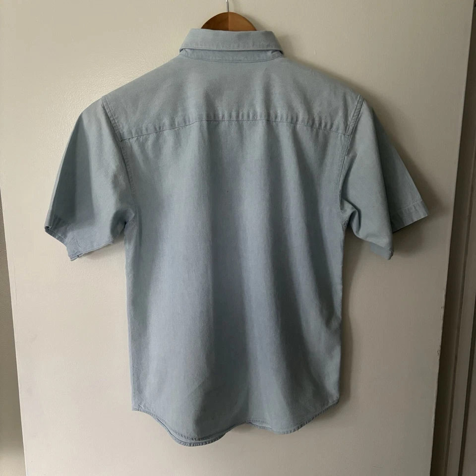 Vintage 1995 looney tunes size M preppy bugs and Tasmanian Devil button up Shirt - Image 4 of 4