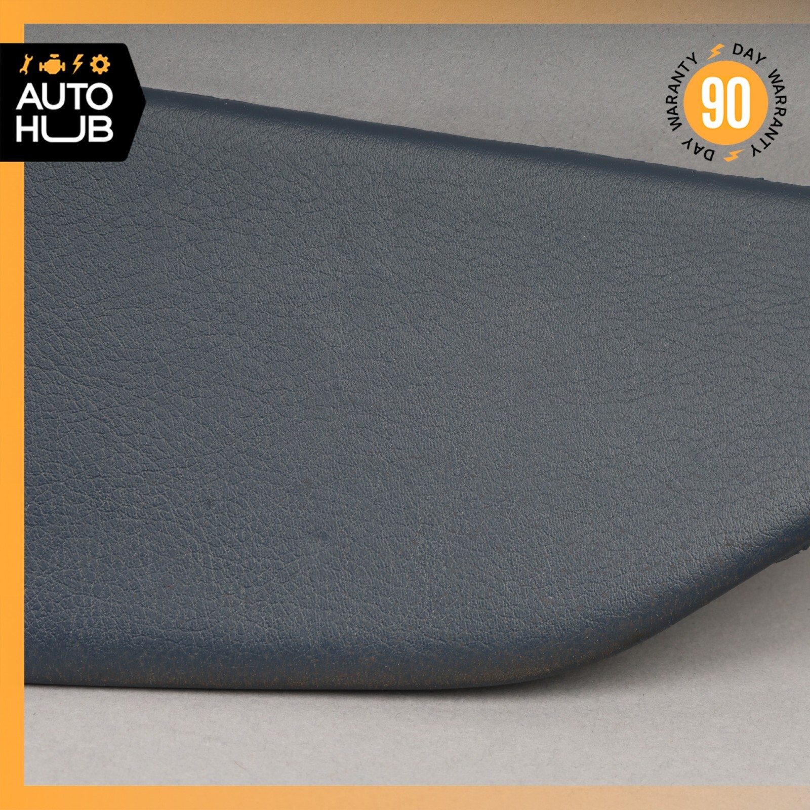 08-19 Maserati GranTurismo S Center Console Armrest Storage Panel Trim Right OEM