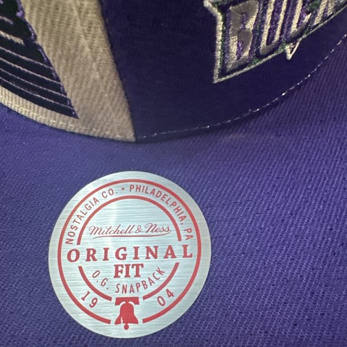 Mitchell & Ness NBA Pop Panel SnapBack Bucks Hat - Picture 2 of 8
