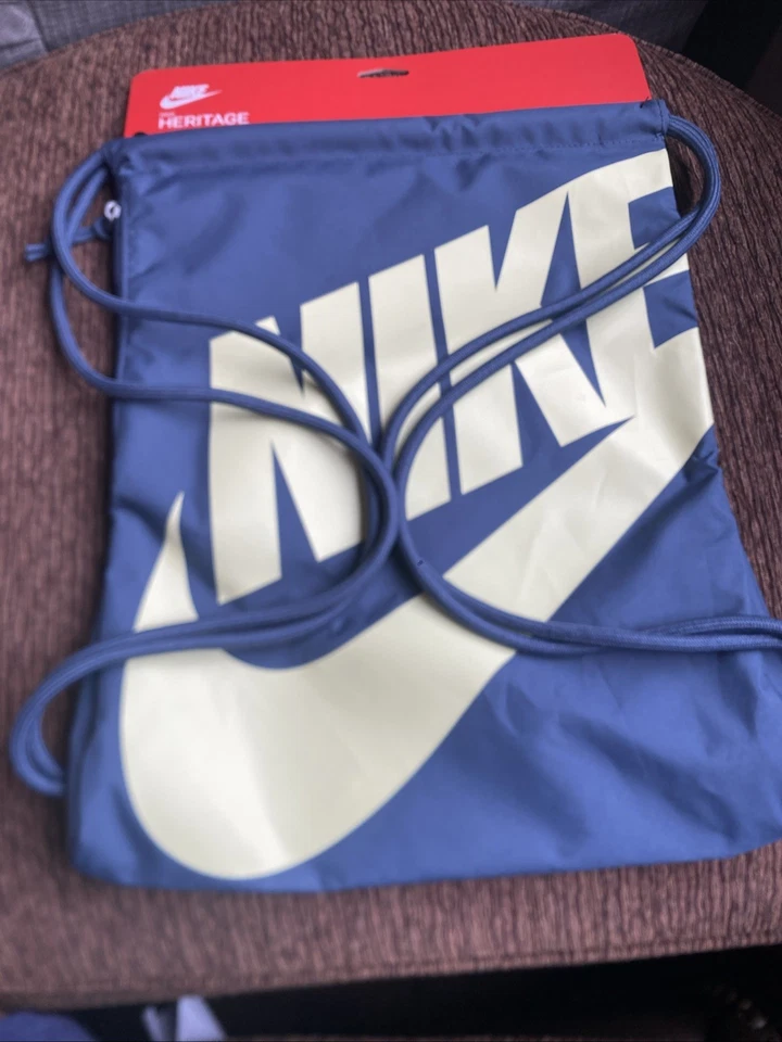 NIKE Heritage Gym Sack Dark Gray LOGO Swoop Backpack W/ Side Zipper Pocket NWT - Image 2 of 4