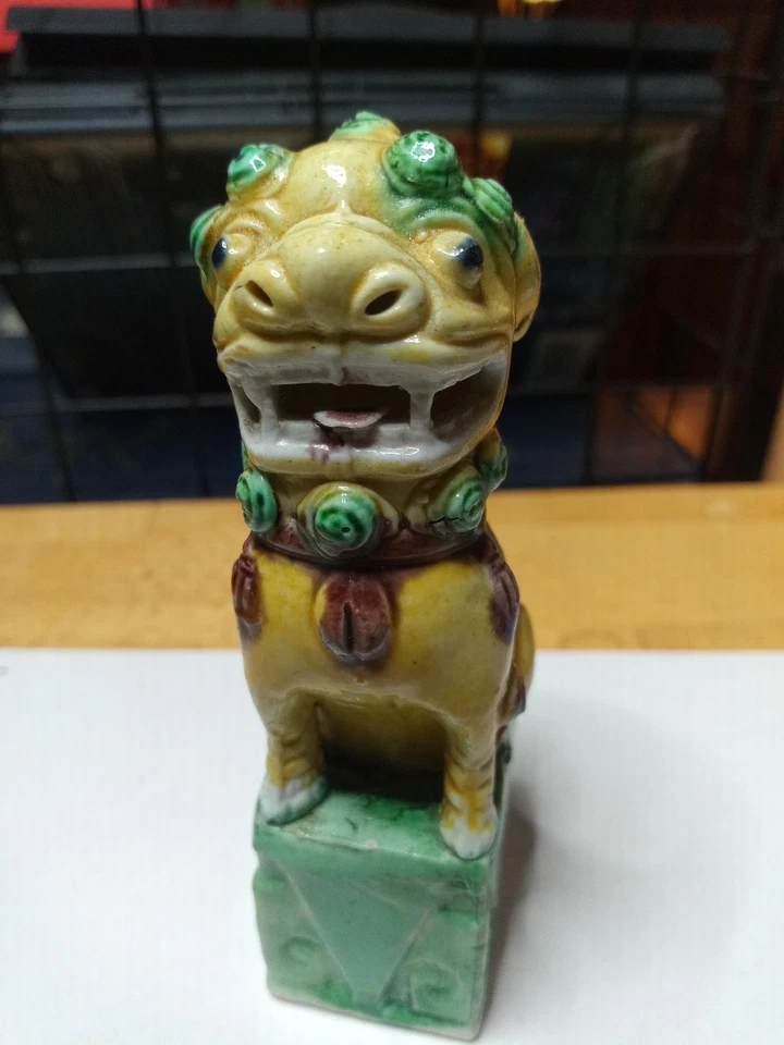 Foo Dog Vintage Chinese Porcelain 4" - Image 2 of 4