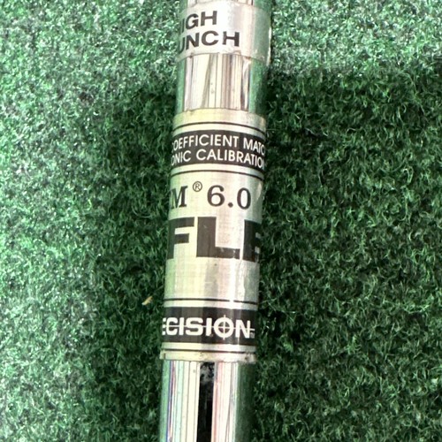 Tommy Armour Silver Scot 4-7 ferri acciaio flex regolare uomo LH bisogno di impugnature - Foto 10 di 12