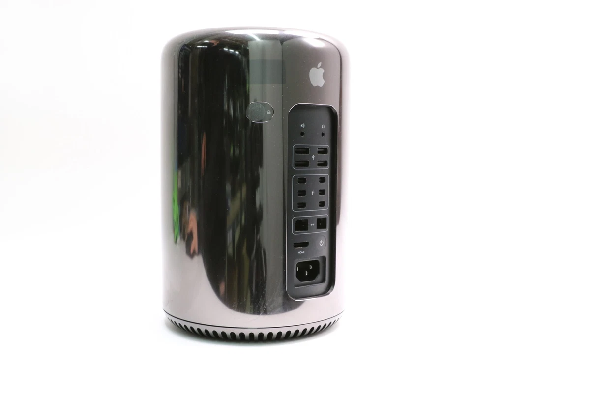 Preços baixos em Computadores desktops e all-in-one Apple Mac Pro
