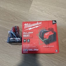 Milwaukee 3622-20 M12 12V M12 Green Laser Cross Line & Plumb Points with M12 4.0
