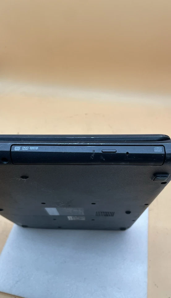 Computadora portátil Acer Aspire ES1-512-P9GT serie M52394 15,6" sin disco duro Foto 4 de 4