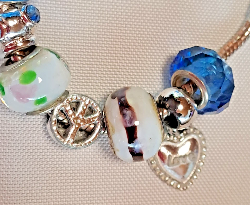 2 - Armband versilbert Pandora Stil Länge 19cm, 13 verschiedene Anhänger - Bild 4 von 4