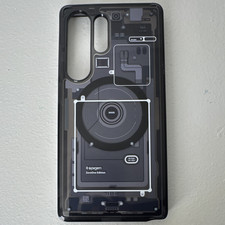Spigen ZeroOne Edition MagFit Magnetic Back C...