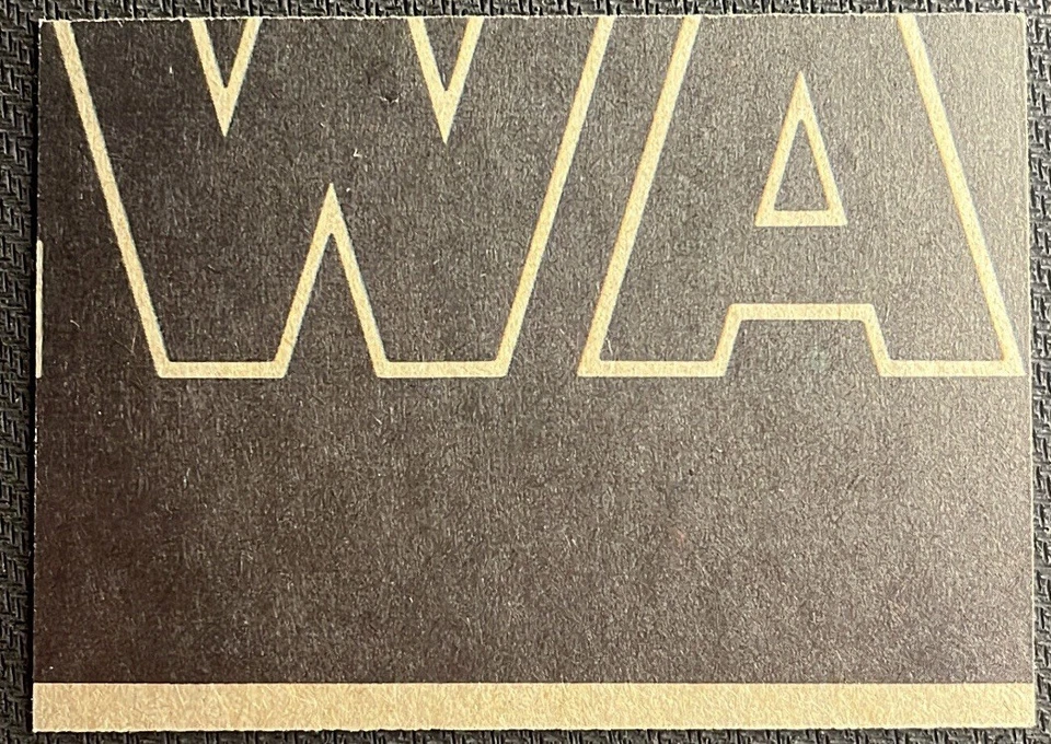 1977 TOPPS STAR WARS SEE-THREEPIO DIVERTS THE GUARDS #34 SOLID CONDITION - Image 2 of 3