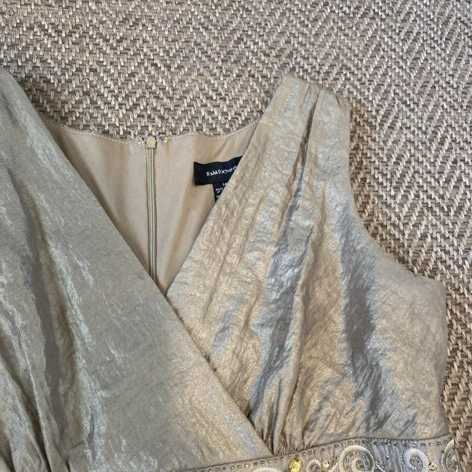 R&M Richards 荷叶边分层晚礼服米色香槟亮片 14 码 — 第 4/4 张图片