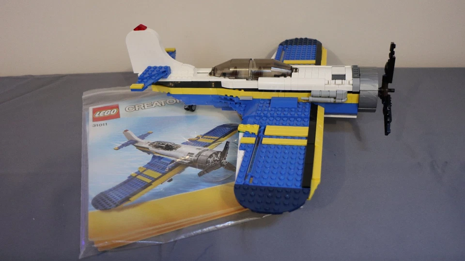LEGO Creator 31011 Aviation Adventures, photo 1 of 5