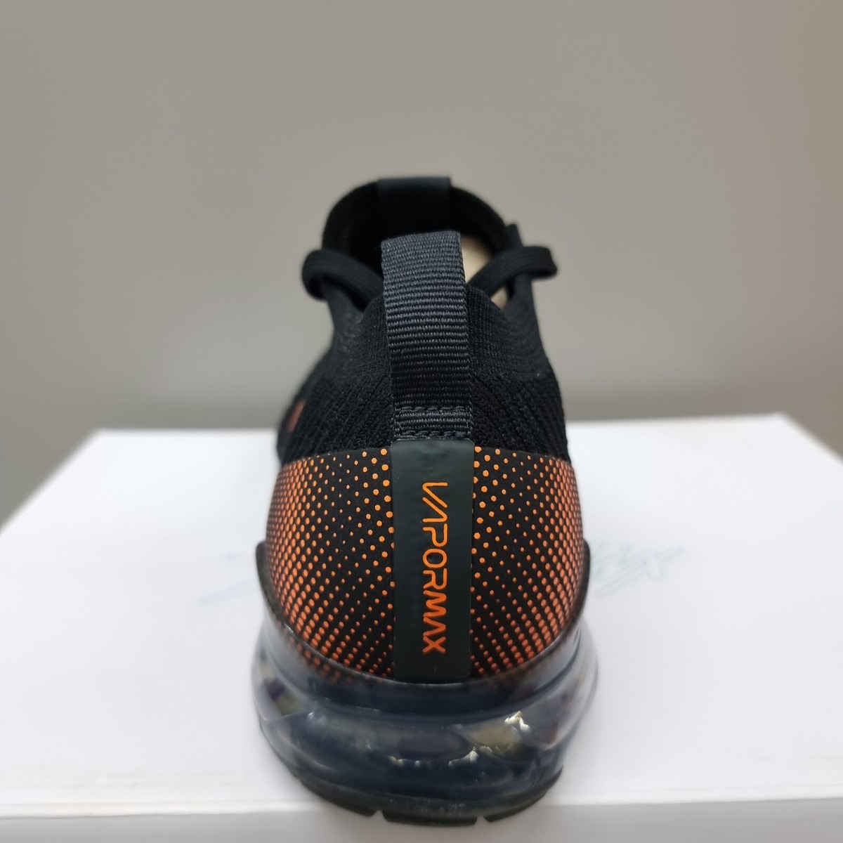 vapormax flyknit orange black