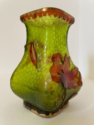 Baccarat Art Nouveau Vase 1900 Very Fine Condition Chartreuse and Ruby Red