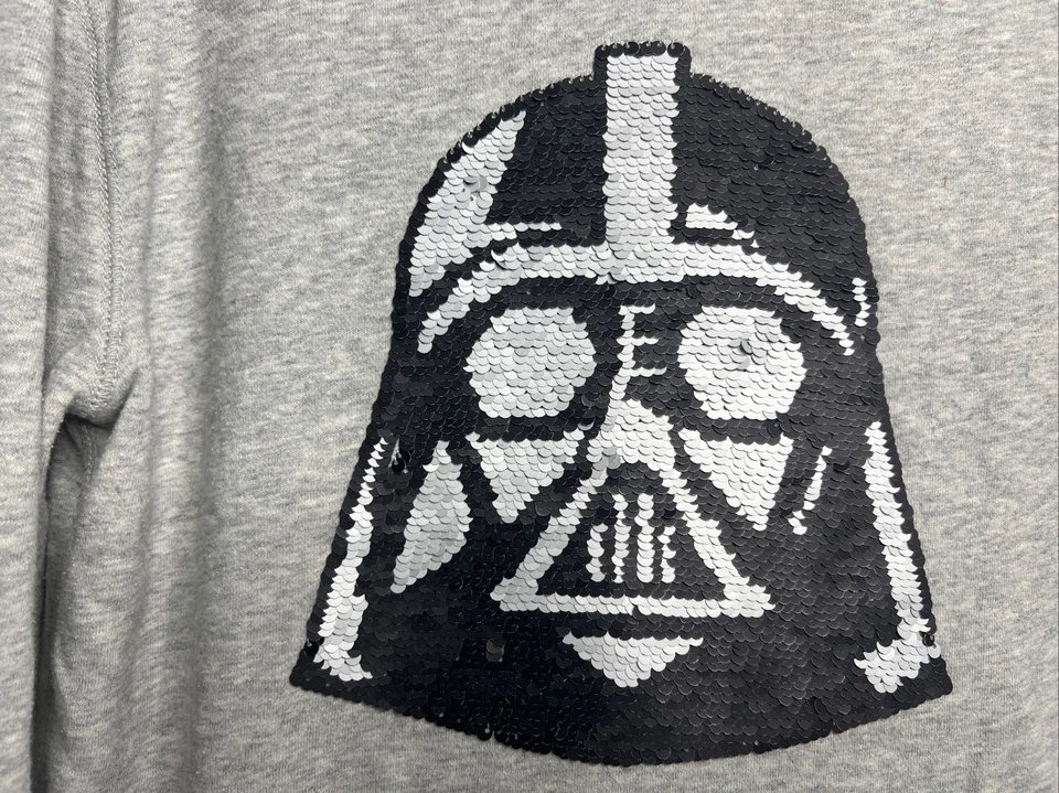 Suéter Gap X Star Wars Gris Storm Trooper Rojo/Negro Juvenil Talla XXL (14-16) Foto 3 de 4