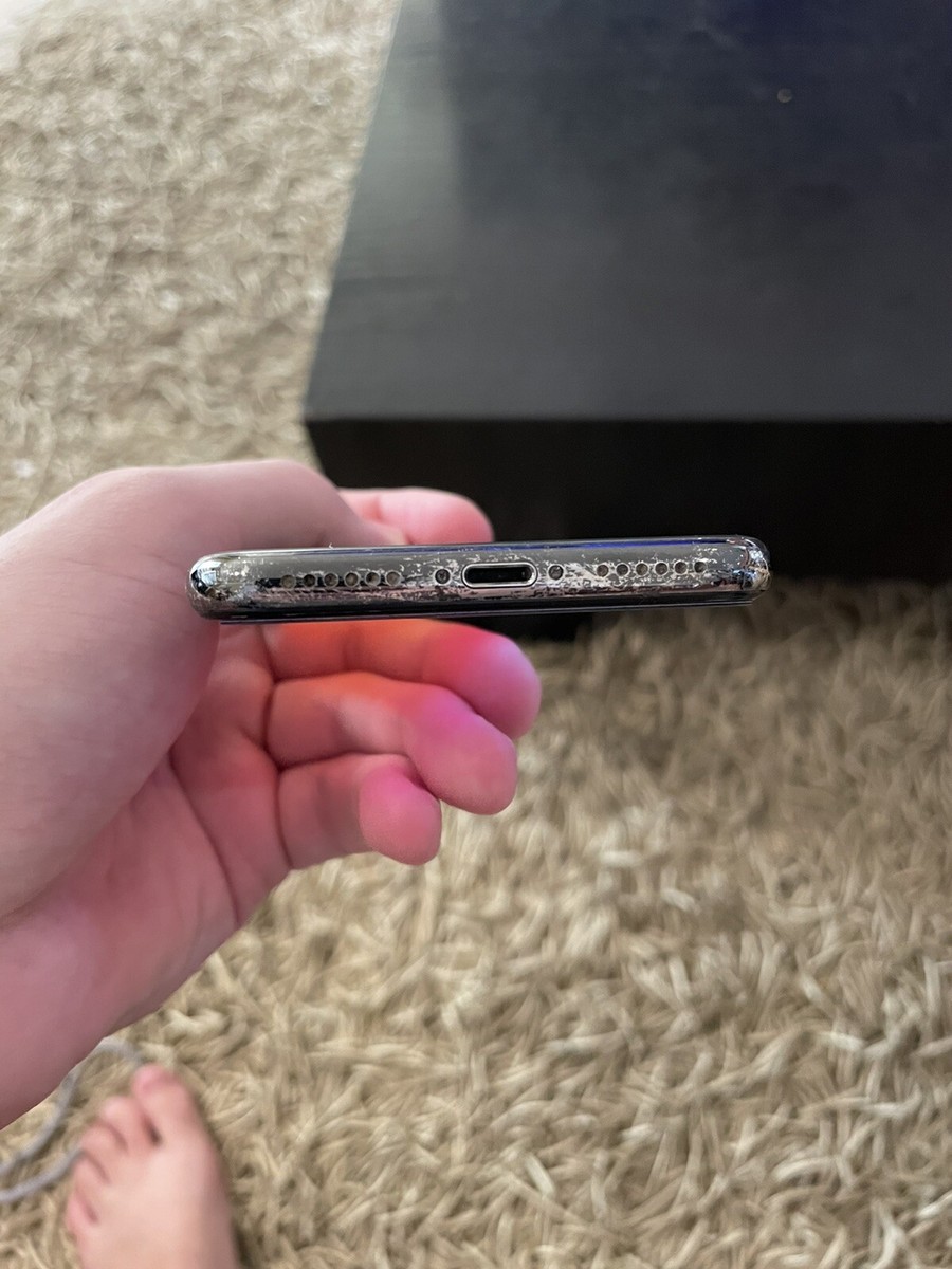 Apple iPhone X - 256GB - Space Gray (Unlocked) A1901 (GSM) Fast