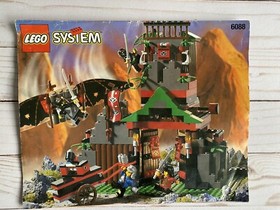 LEGO 6088 Castle Ninja Robbers Retreat w/ Minifigs & Manual - Retired