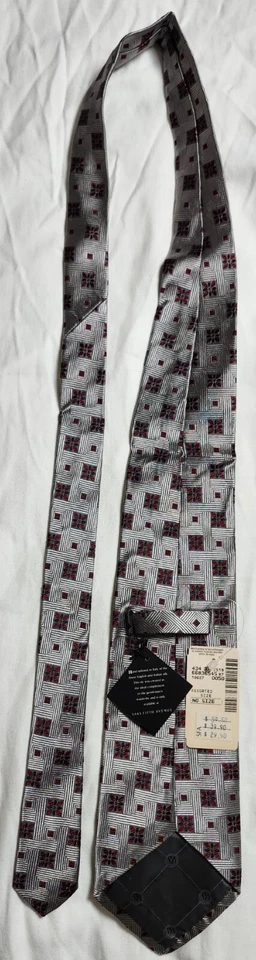 Gravata masculina Saks Fifth Avenue cinza floral vívida quadrada 100% seda - Imagem 2 de 4