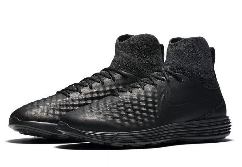 NEW! Nike Lunar Magista II Flyknit “Triple Black” Price reduction NIB 852614 Price reduction NEW! Nike Lunar Magista II Flyknit “Triple Black” Price reduction NIB 852614 Price reduction