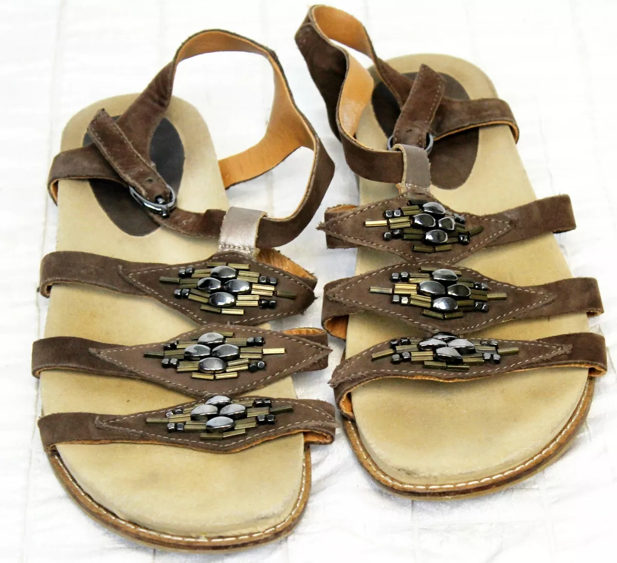 Earthies sandals deals